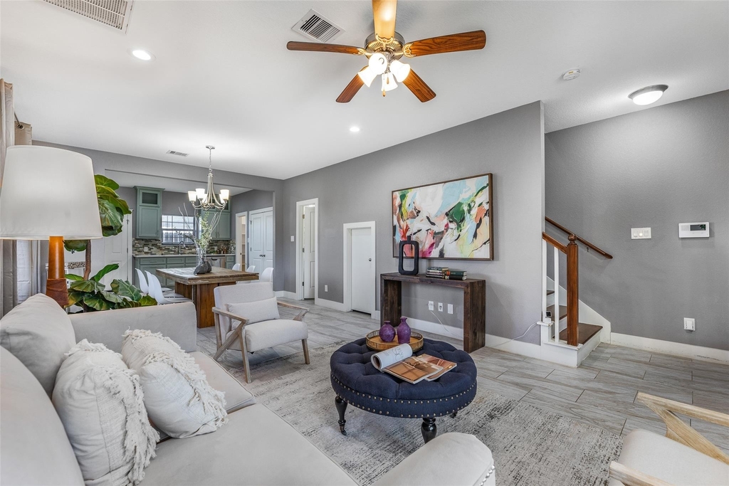 6501 Stratton Street - Photo 1