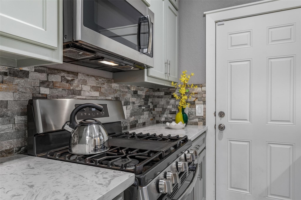 6501 Stratton Street - Photo 9