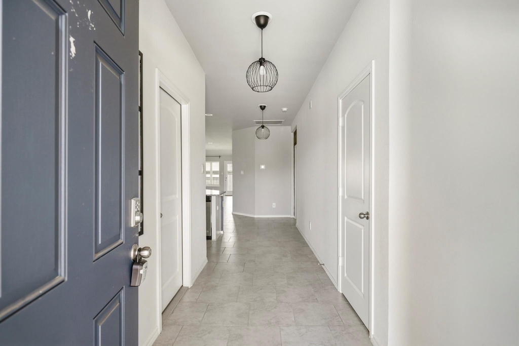 3525 Pearl Mill Lane - Photo 1