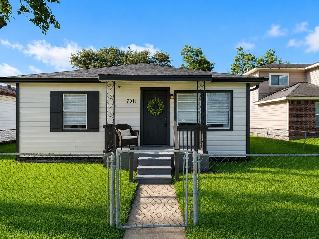 7011 Anderson Street - Photo 0
