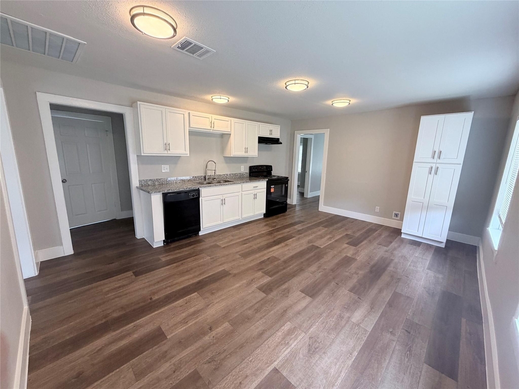 7011 Anderson Street - Photo 7