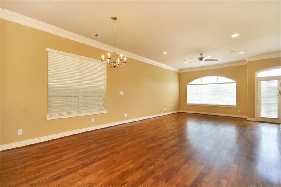 1717 Spring Street - Photo 3