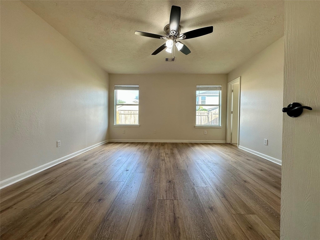20515 Hillsdale Park Drive - Photo 27