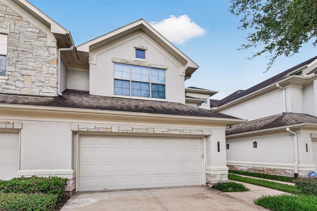 4307 Lake Walk Court - Photo 2