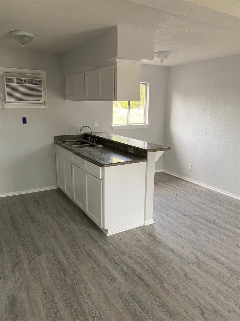 2518 Lidstone Street - Photo 11