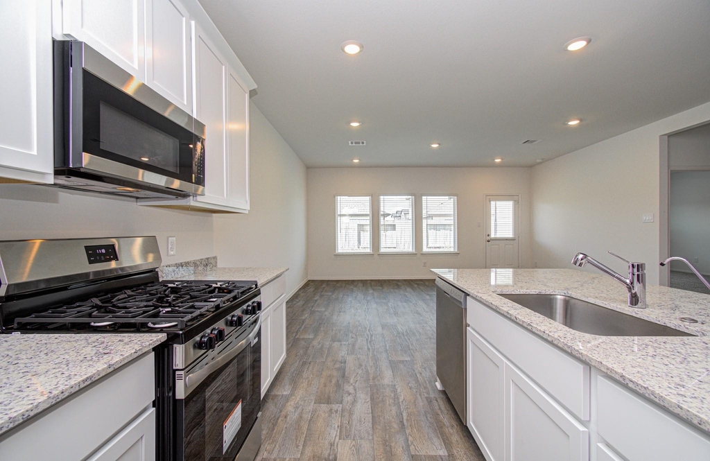 3046 Bloomsbury Terrace Drive - Photo 17