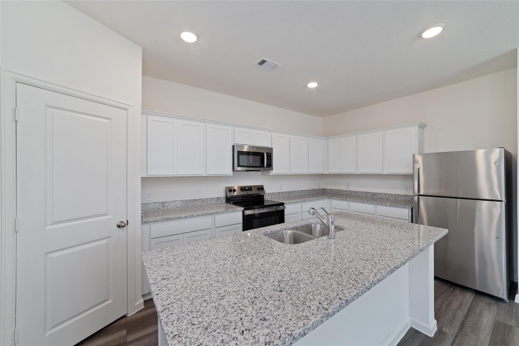 31030 Gayle Prairie Oaks Street - Photo 15