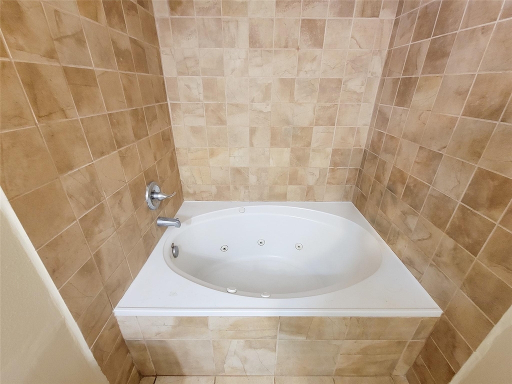 12700 Royal Green Drive - Photo 30