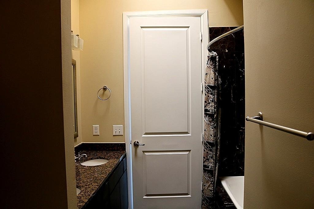 300 St Joseph Parkway - Photo 14