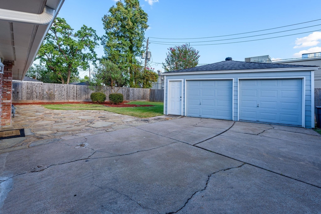 10715 Wickersham Lane - Photo 6