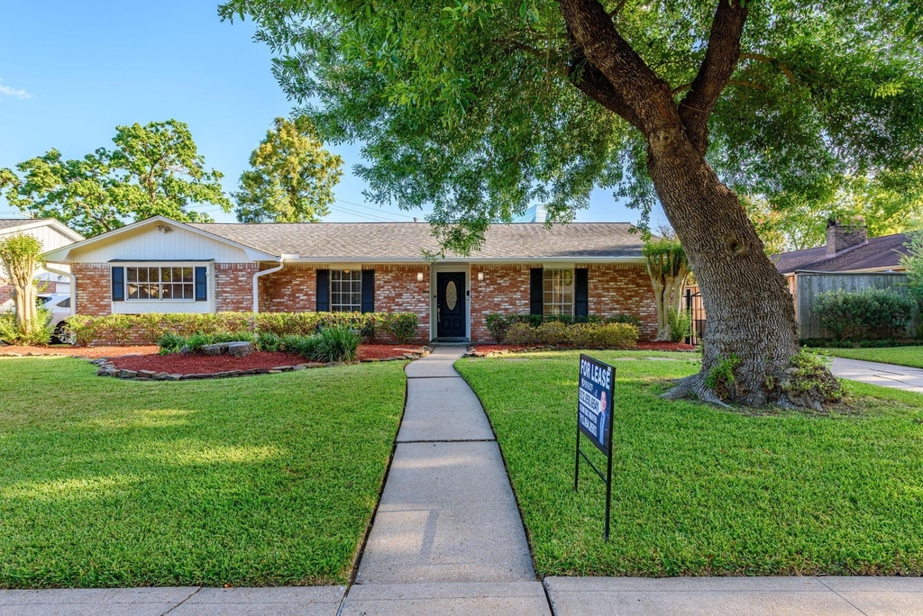 10715 Wickersham Lane - Photo 0