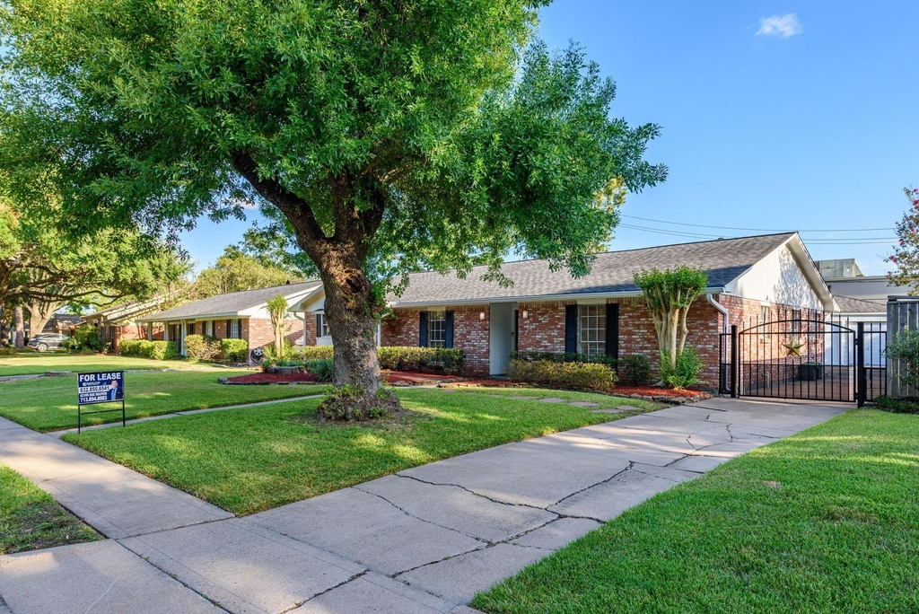 10715 Wickersham Lane - Photo 1