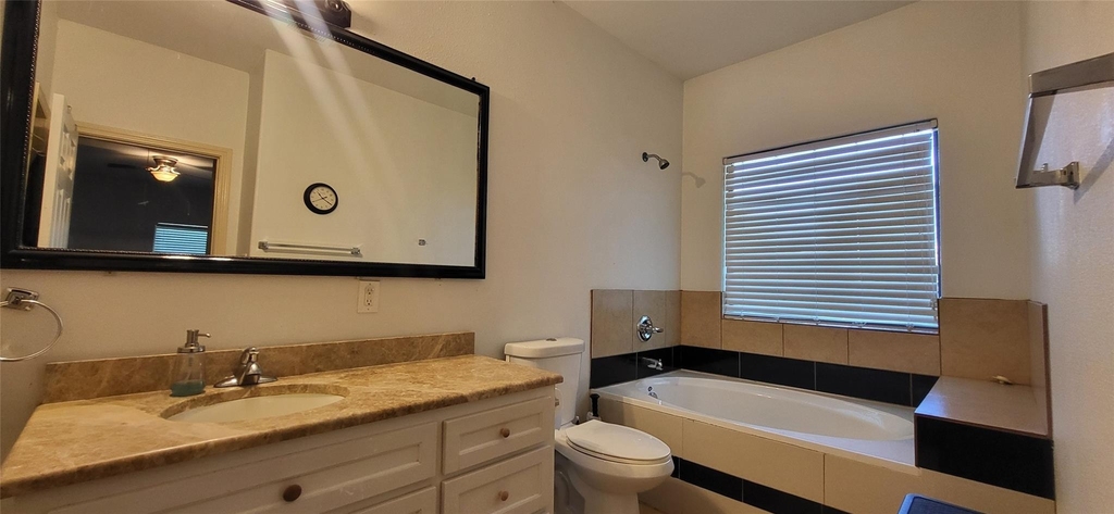 9734 La Vista Drive - Photo 20