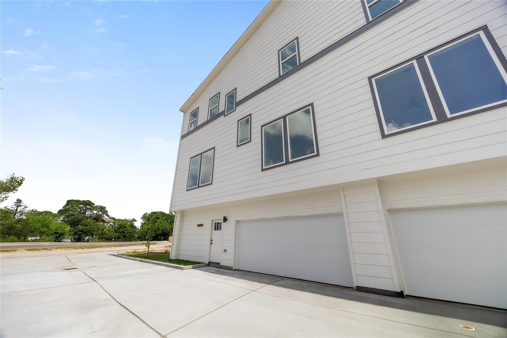 947 Green Meadow Street - Photo 17