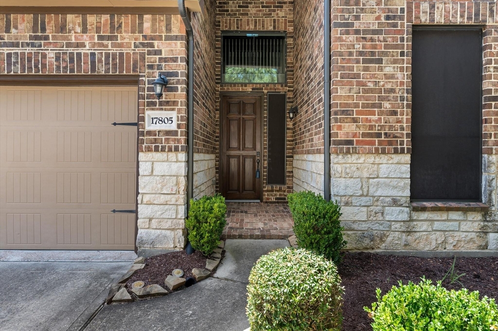 17805 Arapaho Hill Lane - Photo 2