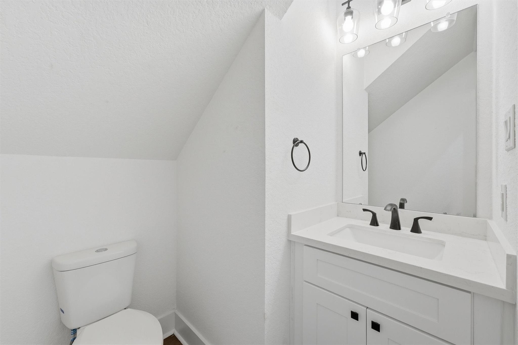 1230 Mcneil Street - Photo 13