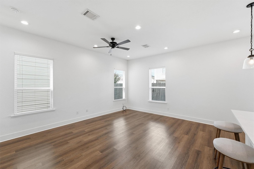 1230 Mcneil Street - Photo 7