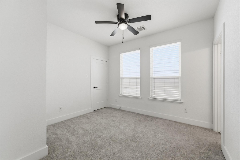 1230 Mcneil Street - Photo 21