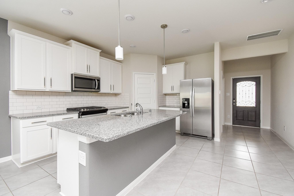 21502 Carbone Lane - Photo 4