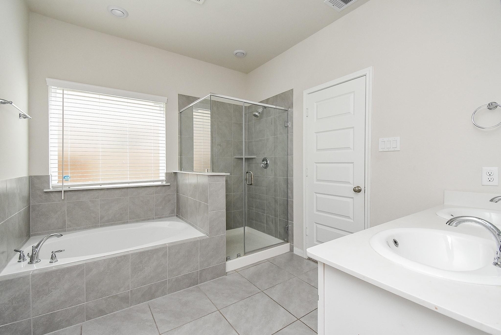 21502 Carbone Lane - Photo 18