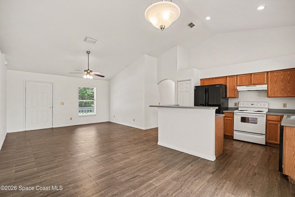 934 Westport Street Se - Photo 3