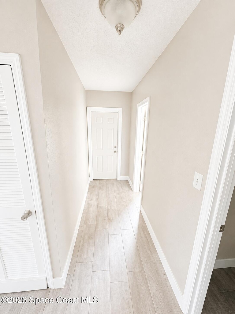 1606 S Miramar Avenue - Photo 4