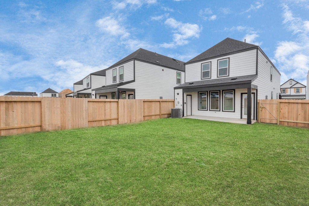 12312 Maria Heights - Photo 33