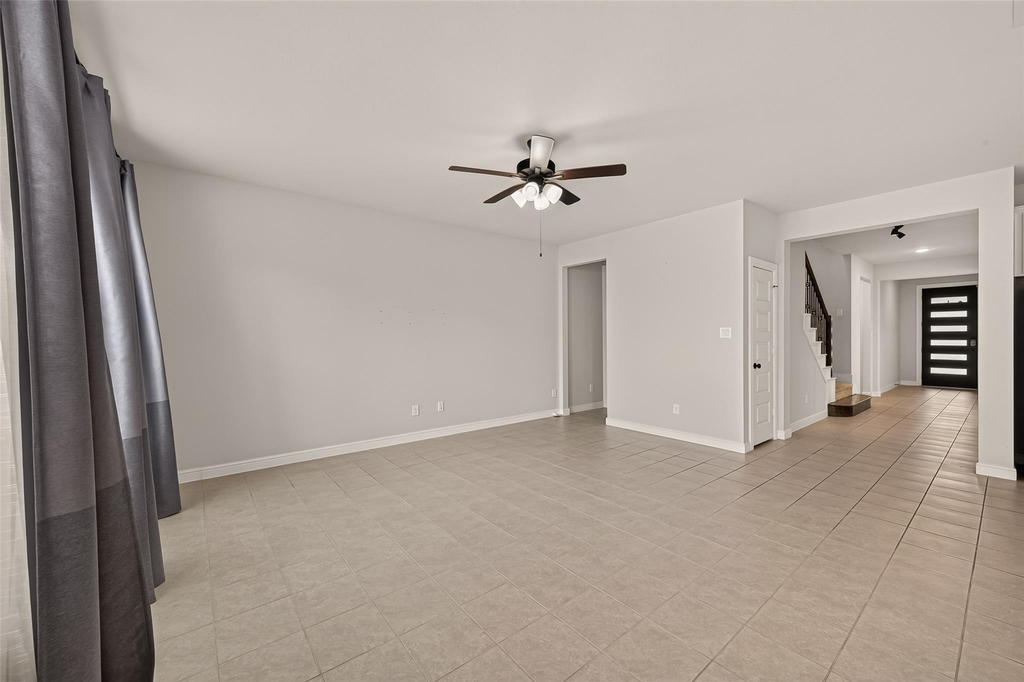 8522 Belfast Manor Ln - Photo 11