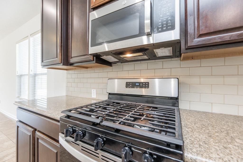 26306 Julia Manor Drive - Photo 15