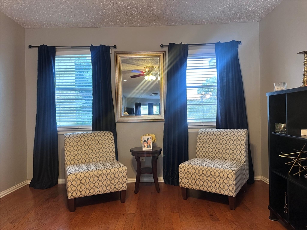 5417 Ennis Street - Photo 2