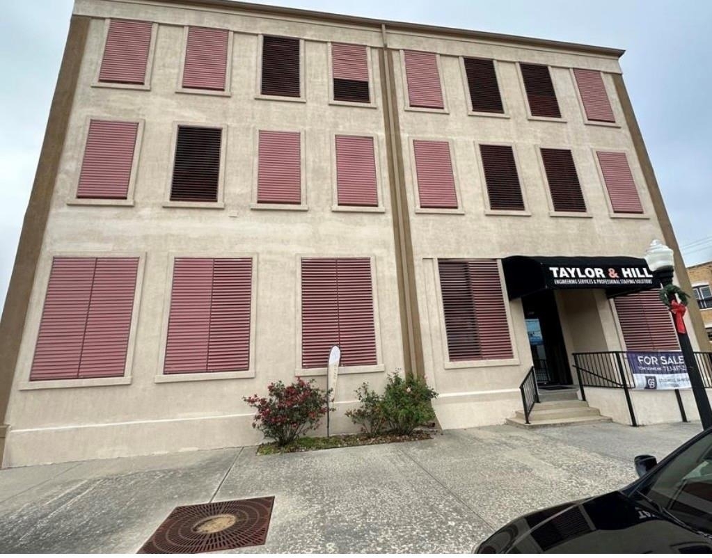801 6th Street N - Photo 1