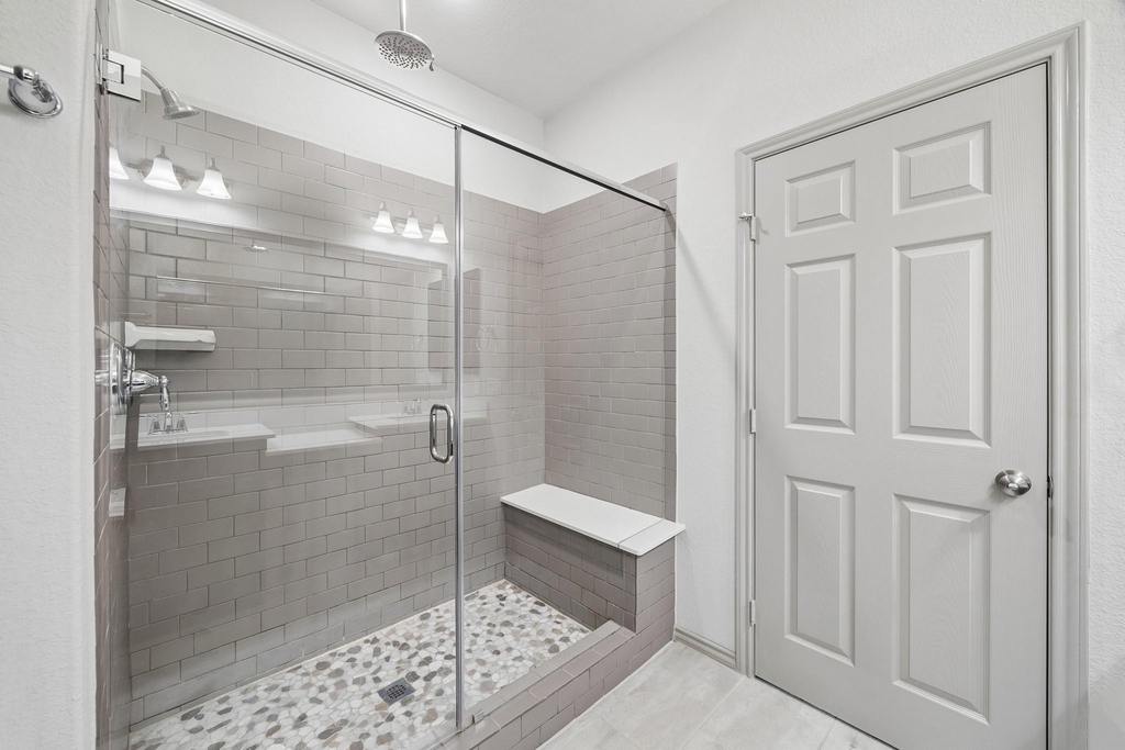 1903 Monaco Memorial Lane - Photo 16