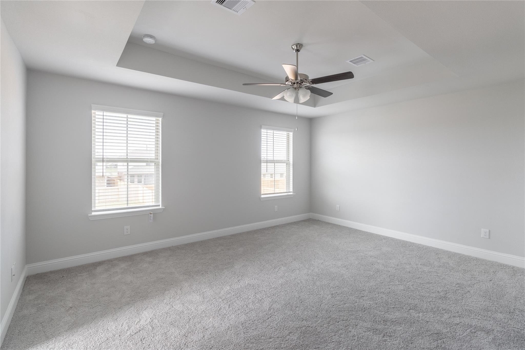 401 Sunray Lake Lane - Photo 16