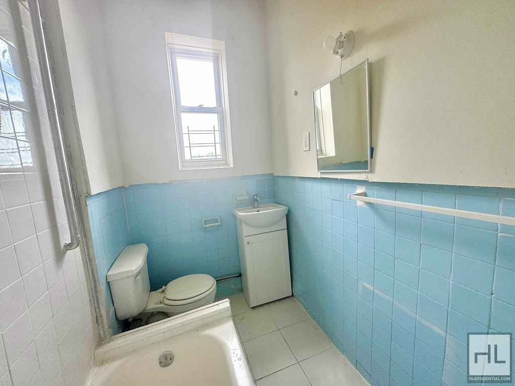 Grant Avenue - Photo 10