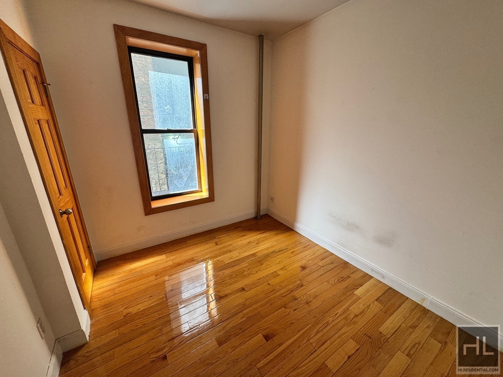 Ft Washington Avenue - Photo 2