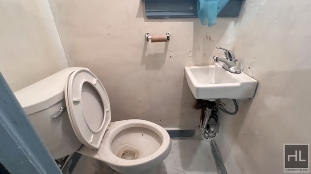 162 East 57 Street - Photo 10