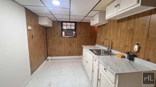 162 East 57 Street - Photo 1