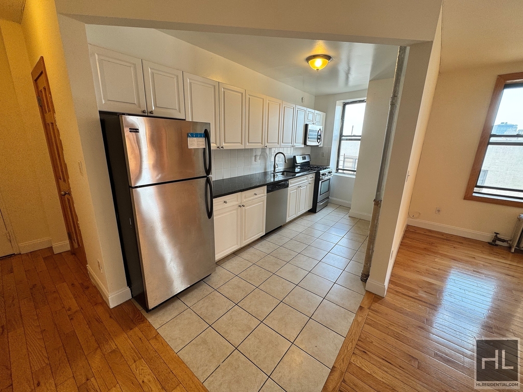 Magaw Place - Photo 2