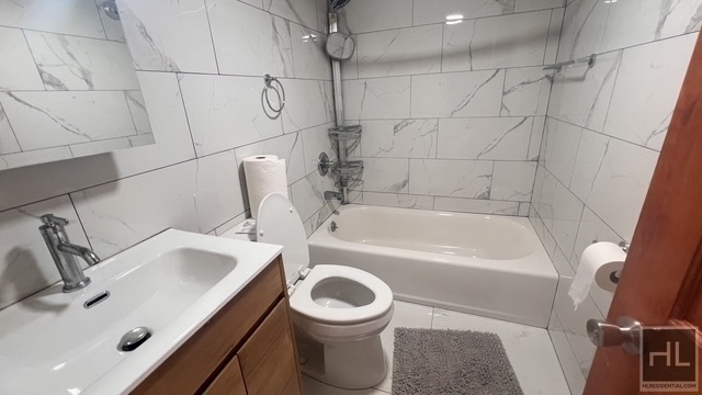 3322 Farragut Road - Photo 4