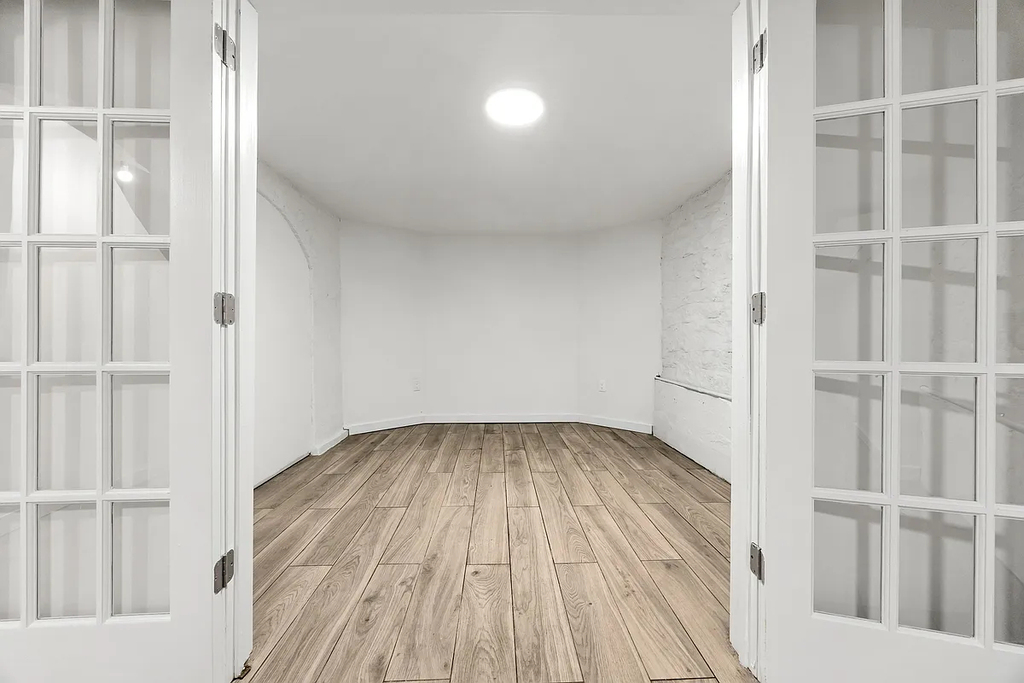 75 Bainbridge Street - Photo 14