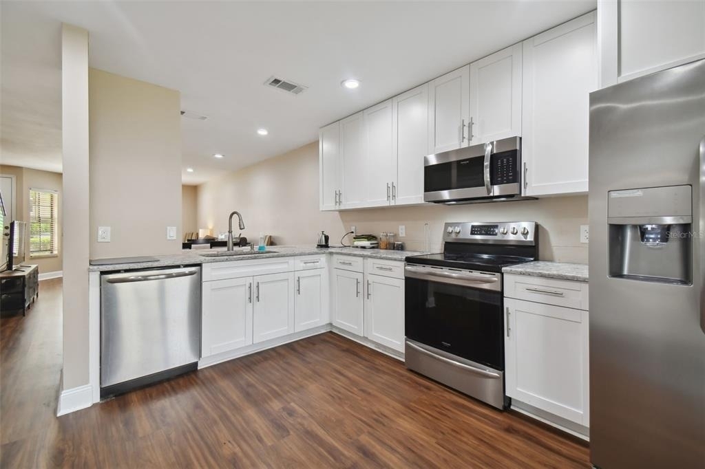 5100 Burchette Road - Photo 3