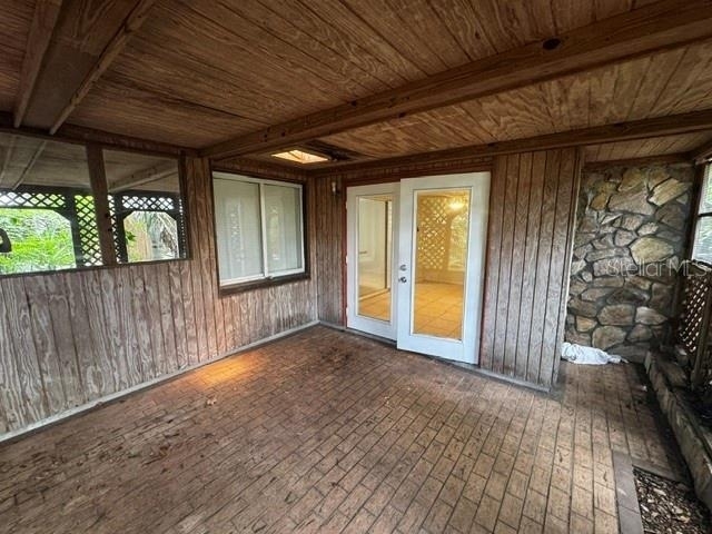 7634 Fox Hollow Drive - Photo 16