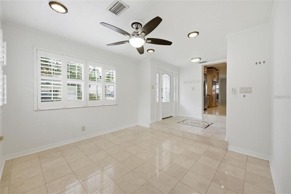 2512 W Kansas Avenue - Photo 1
