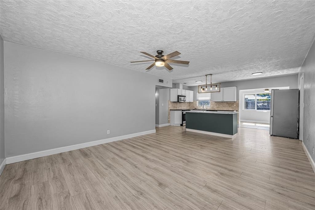 839 13th Avenue Sw - Photo 4