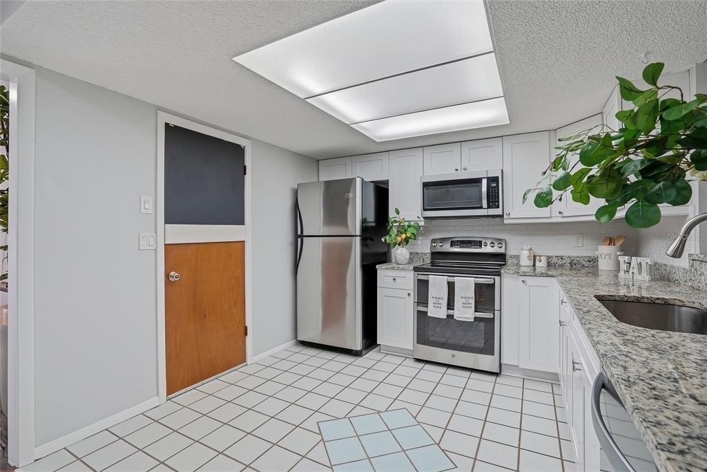 3276 Morven Drive - Photo 15