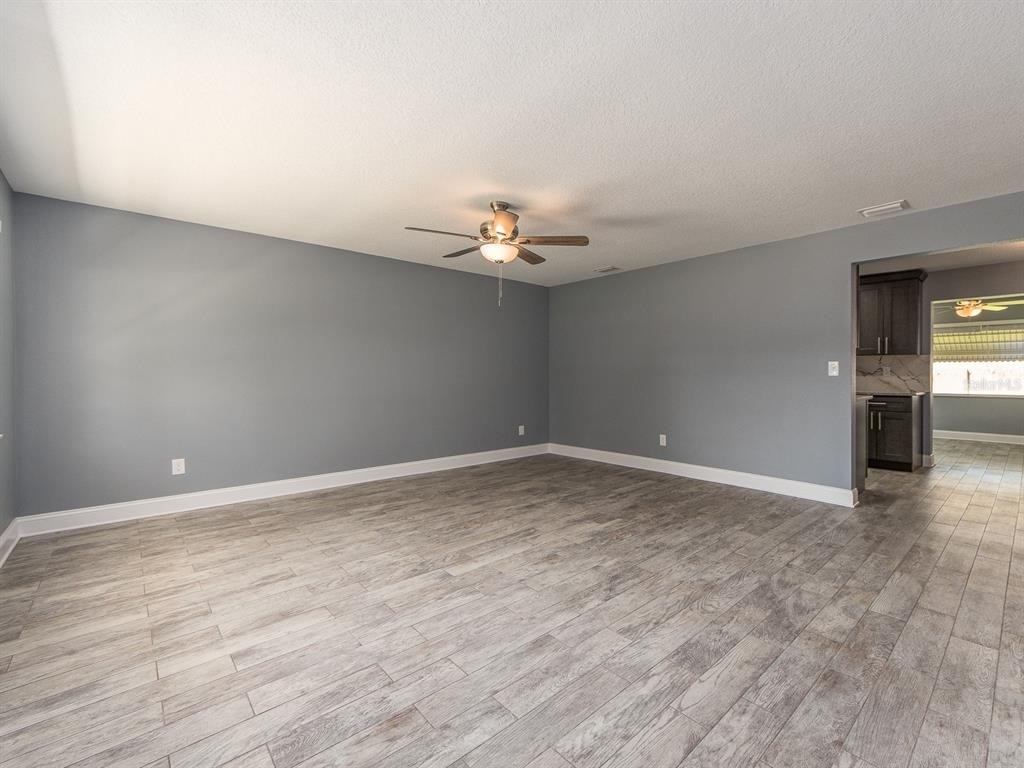 682 Druid Park Drive W - Photo 2