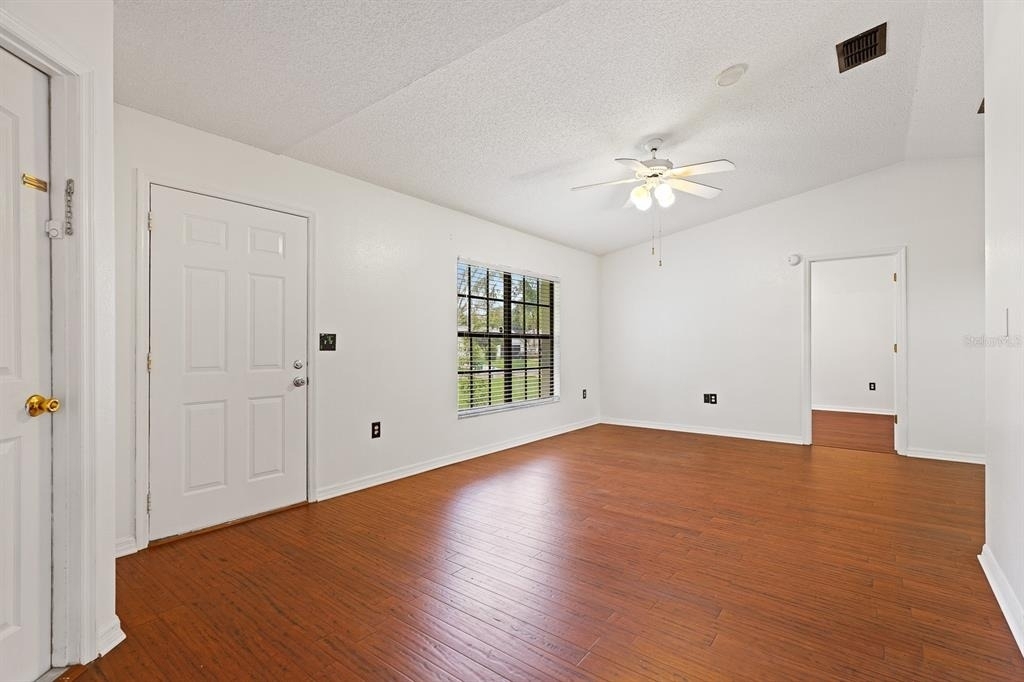6346 Silver Oaks Drive - Photo 6