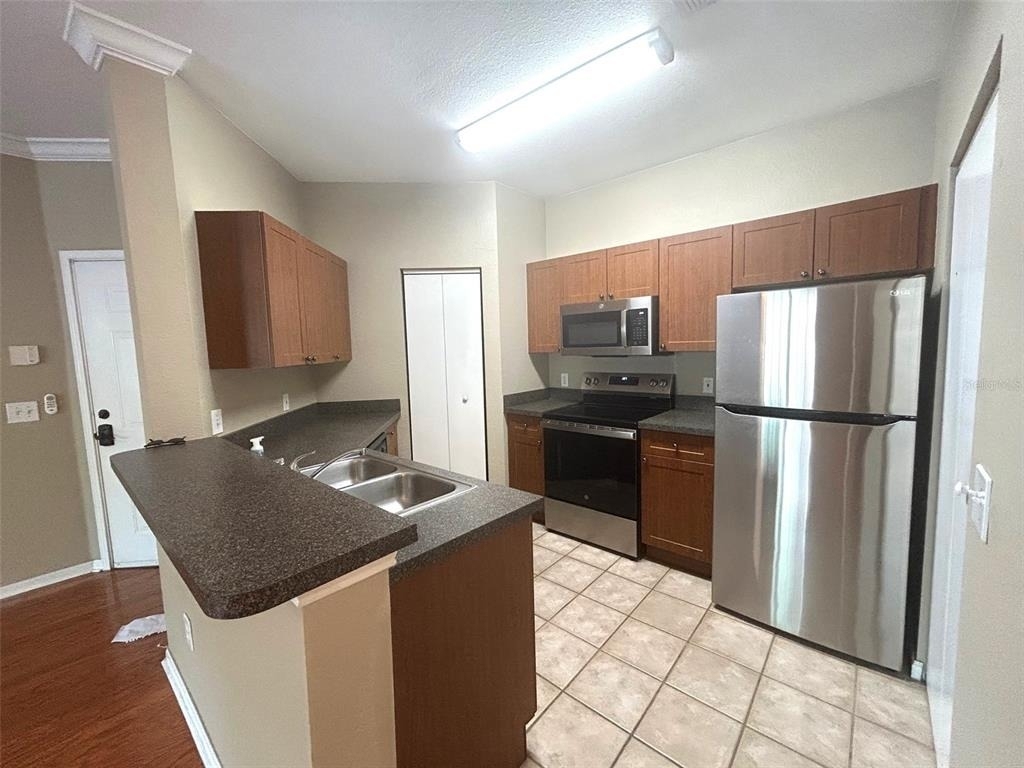 2188 Chianti Place - Photo 7
