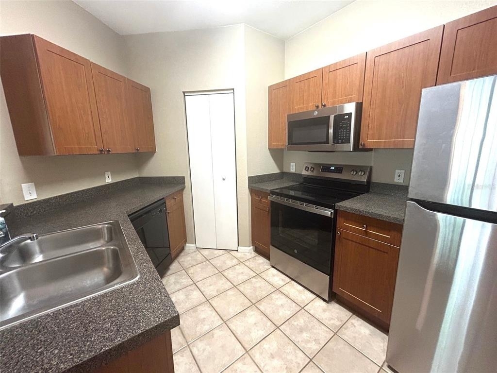 2188 Chianti Place - Photo 8