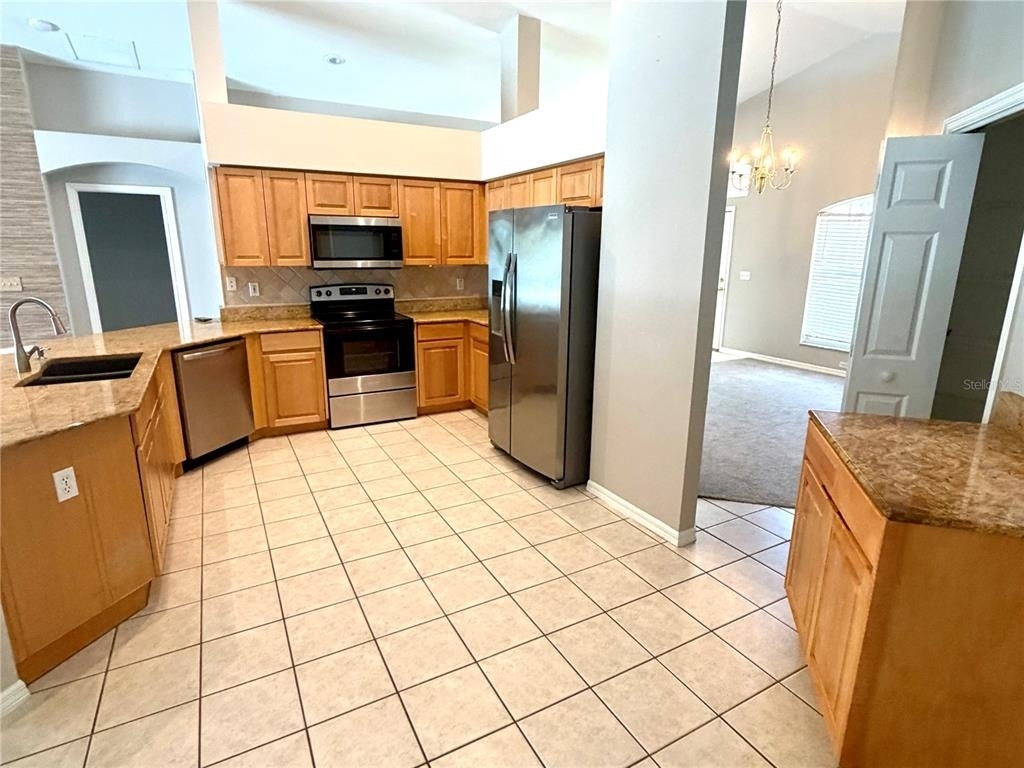 2617 Allwood Avenue - Photo 10